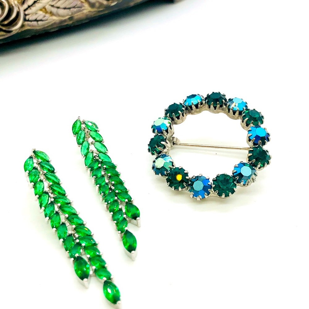 Vintage Blue AB Brooch & rhinestone Earrings